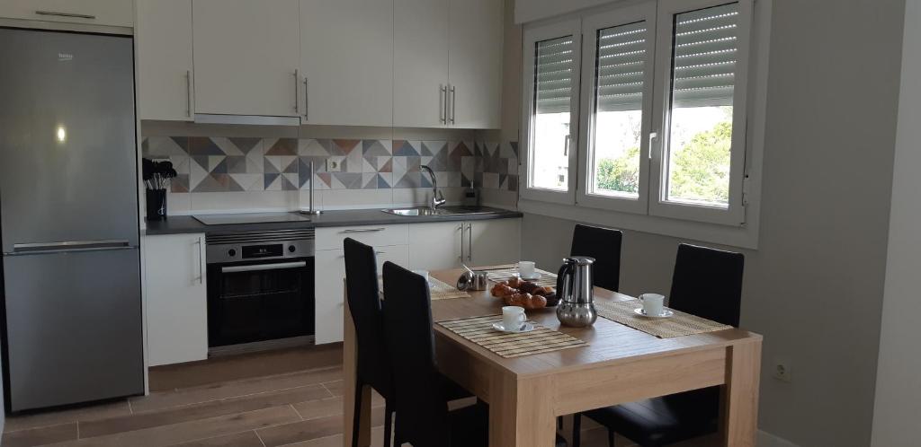 Zdjęcie z galerii obiektu Apartamento A Ponte w mieście Ponte Do Porto