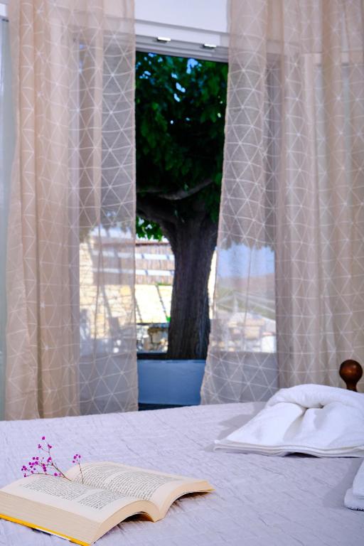 Posteľ alebo postele v izbe v ubytovaní Faros complex