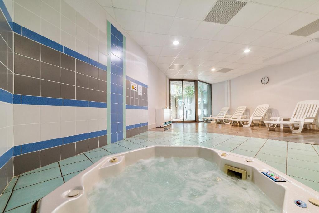 Fotografie z fotogalerie ubytování SOWELL HOTELS Ardèche v destinaci Grospierres