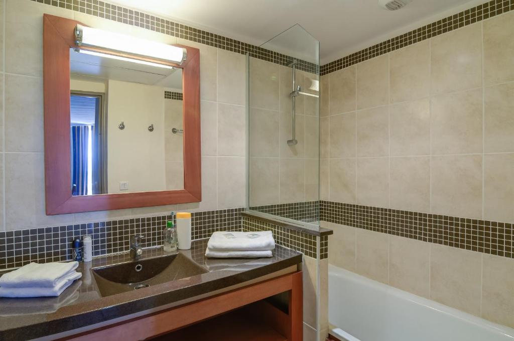 Koupelna v ubytování SOWELL HOTELS Ardèche