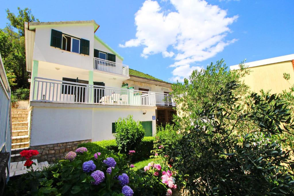 Zahrada ubytování Holiday Home Gea
