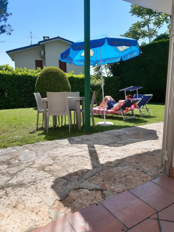 Vonkajšia záhrada v ubytovaní Appartamenti Montefelice