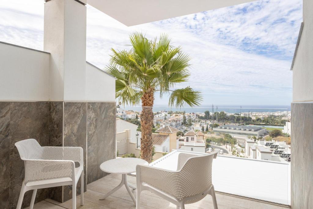 Balkón nebo terasa v ubytování Nerja Luxury Apartment