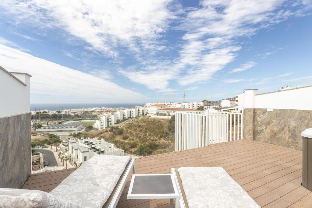 Balkón nebo terasa v ubytování Nerja Luxury Apartment
