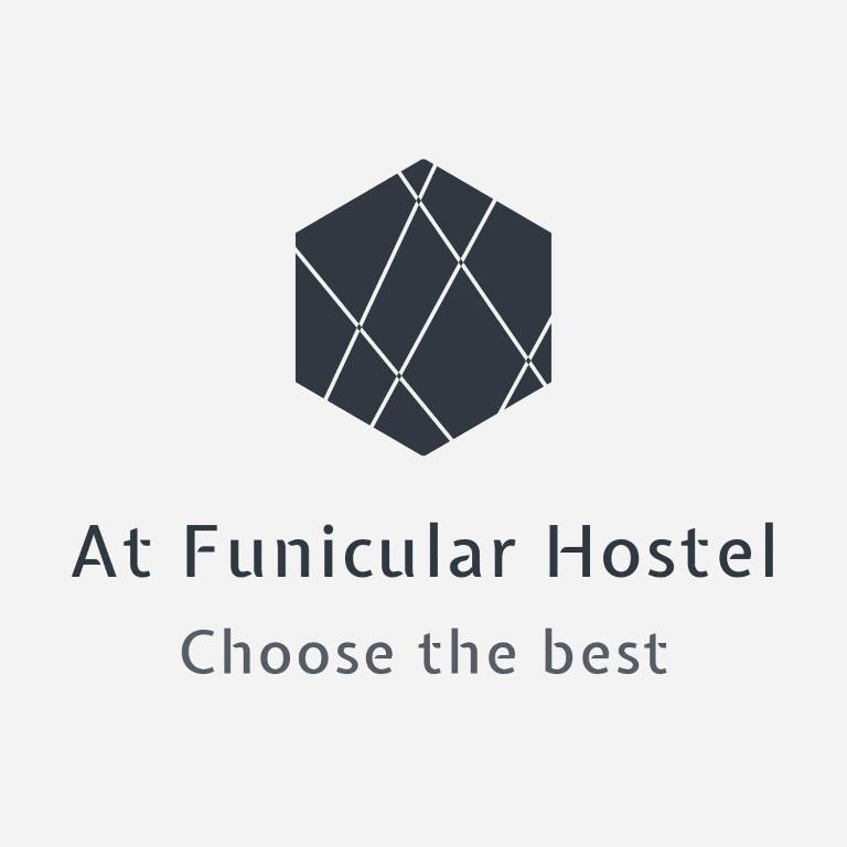 Certifikát, hodnocení, plakát nebo jiný dokument vystavený v ubytování At Funicular Hostel