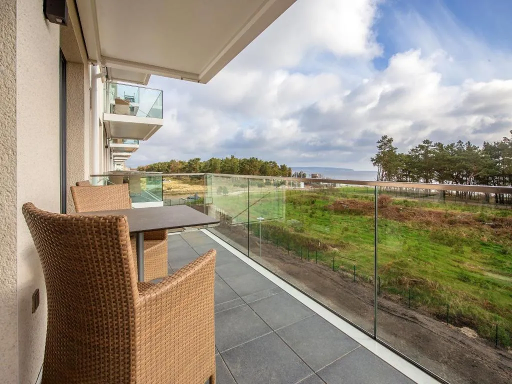 Dünenresidenz Prora - Ferienwohnung mit Meerblick, 2 Schlafzimmern und Balkon NP-307