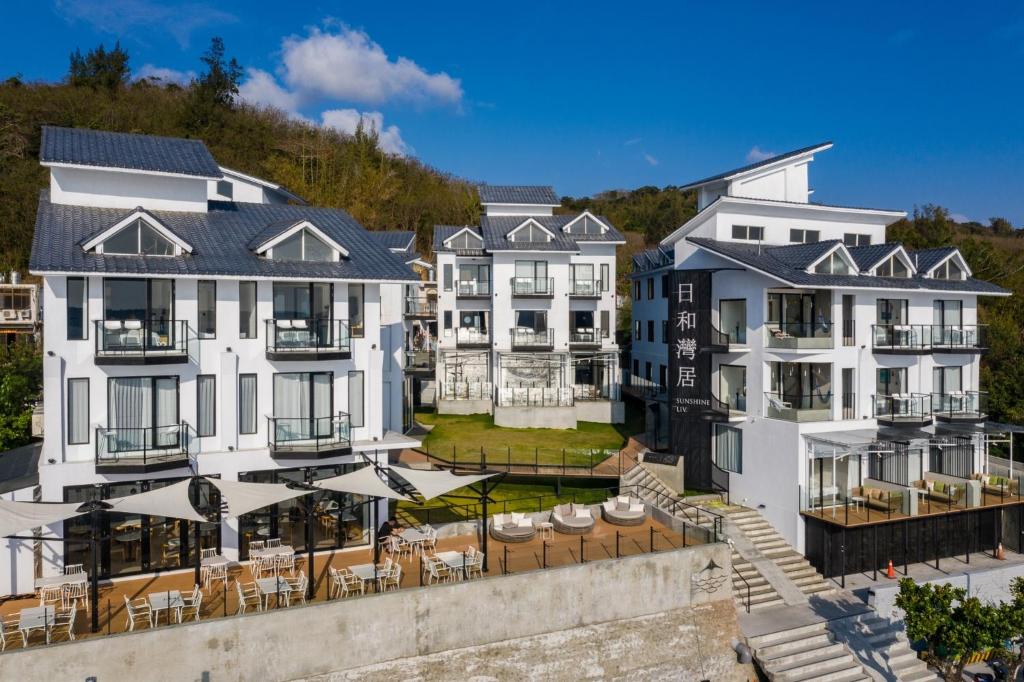 una vista aérea de un grupo de casas en Sunshine Liv. en Nanwan