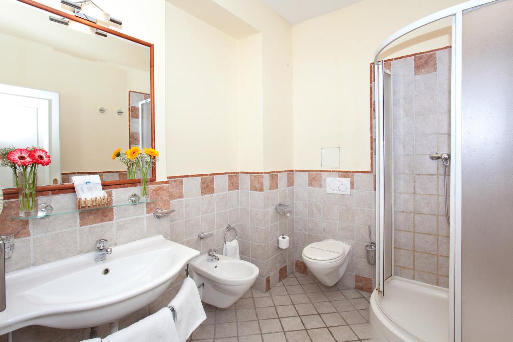 Koupelna v ubytování Hotel Tivoli Prague