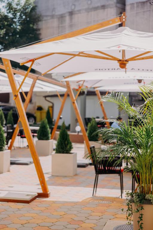 Haller Boutique - Resim 7