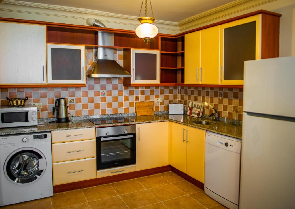 Dores Residence - 13