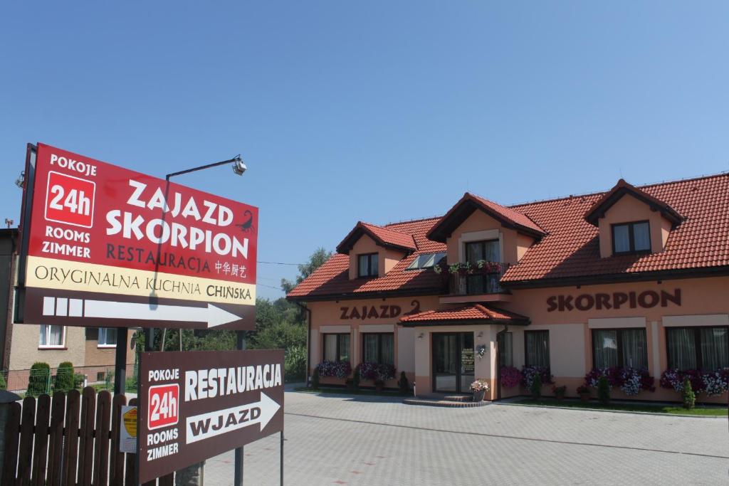 Certifikát, hodnocení, plakát nebo jiný dokument vystavený v ubytování Zajazd Skorpion B&B
