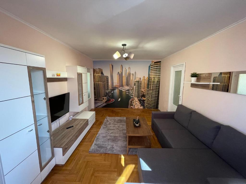 SoHo Apartment Fagaras - 1 Bedroom & Extensible Couch