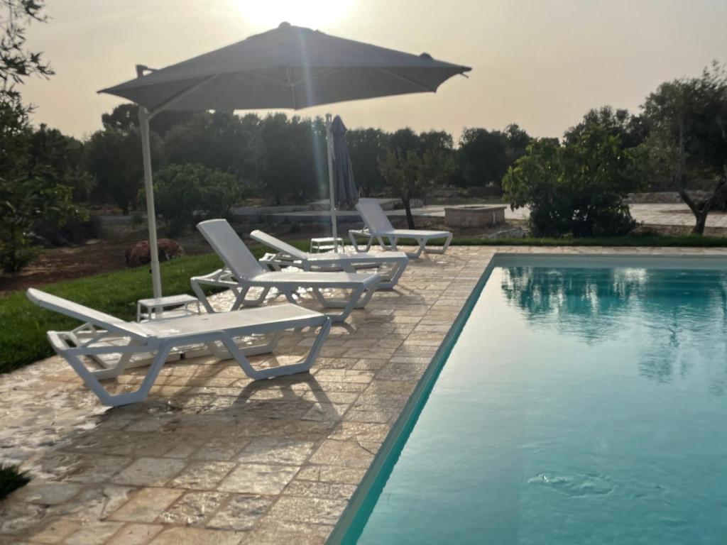 Bazén v ubytování Trullo Nadia Ostuni nebo v jeho okolí