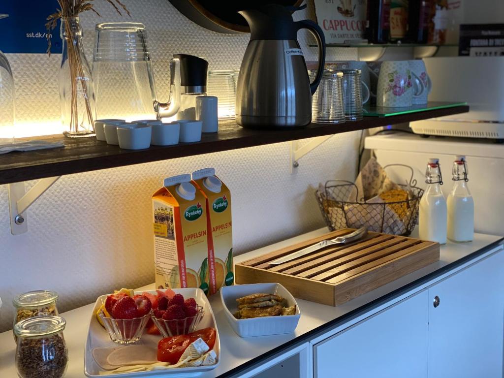 Kuchyň nebo kuchyňský kout v ubytování Piccobello Bed & Breakfast Valløby Køge