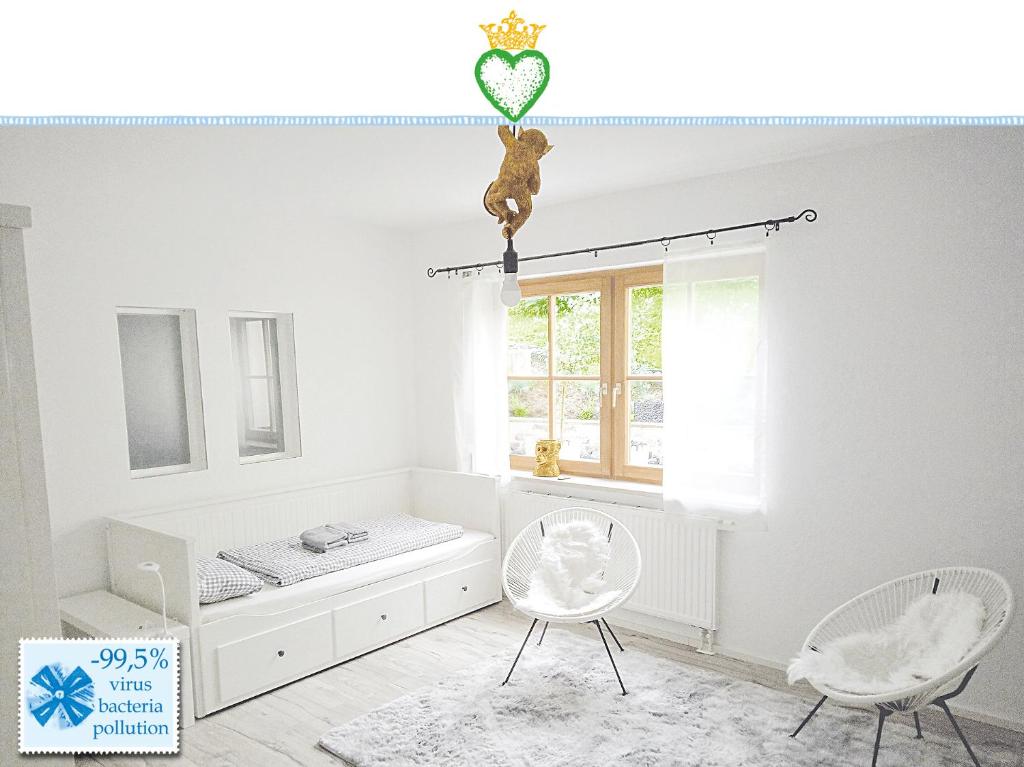 Fotografie z fotogalerie ubytování Domizil Salem "Large" 105 qm, direkt am Naturschutzgebiet und Schloss Salem, 2 x Schlafzimmer & 2 x Dusche & 30 qm Terrasse & privater Garten 300 qm, Allergiker geeignet v destinaci Salem