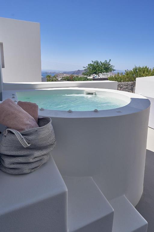 Nova Luxury Suites - 19