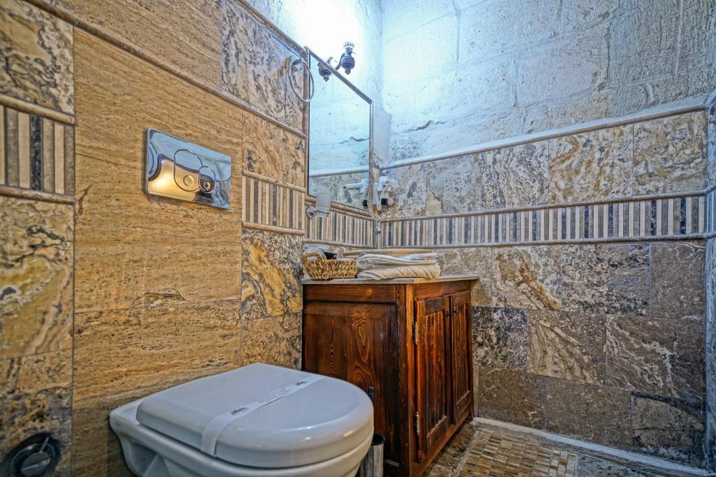 Maccan Cave Hotel - 10