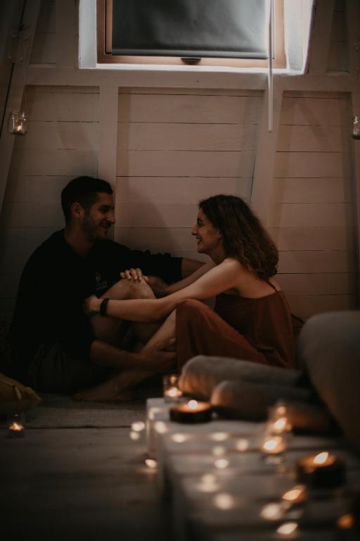 Clientes alojados en Glamping The Teepee