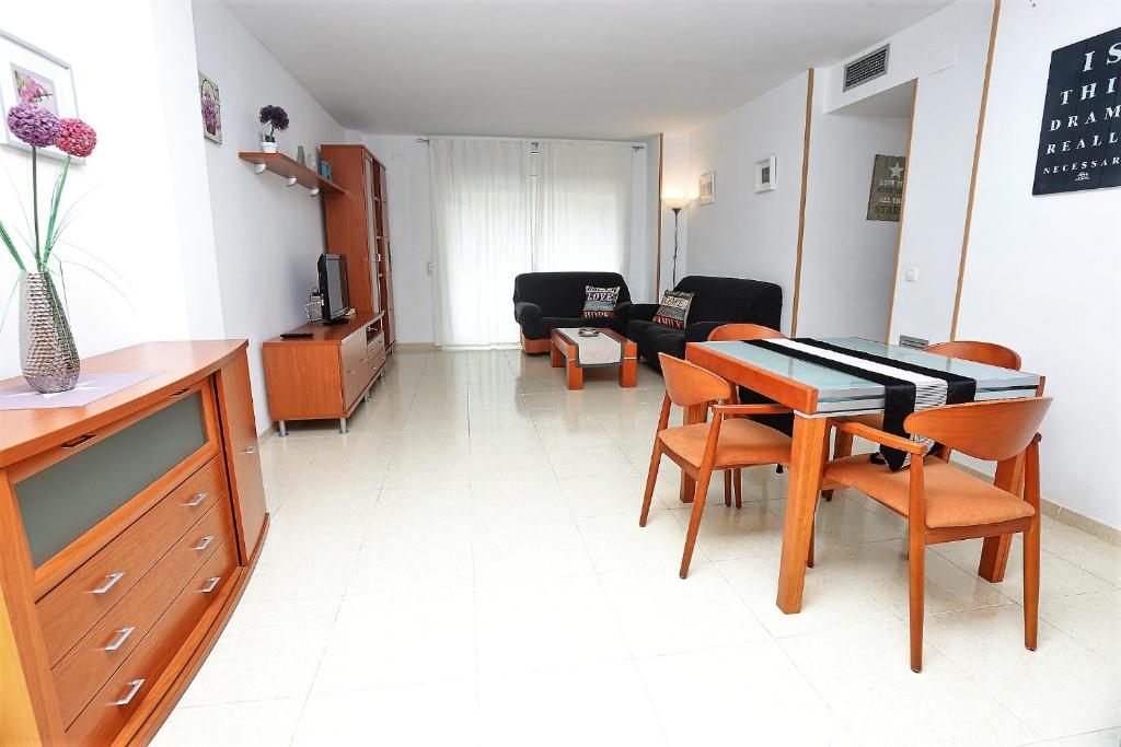Kuchyňa alebo kuchynka v ubytovaní Apartamento Plaça Jardí