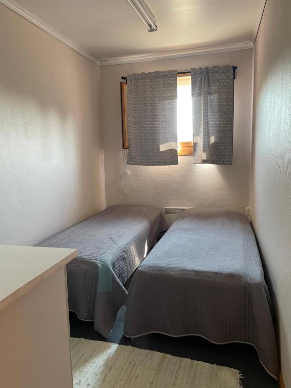 Huone-Room - Habitación Cuádruple
