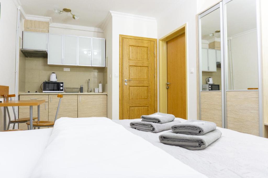 Sleep4you Apartamenty Centrum - Studio Apartment With City View - Marszałkowska 138