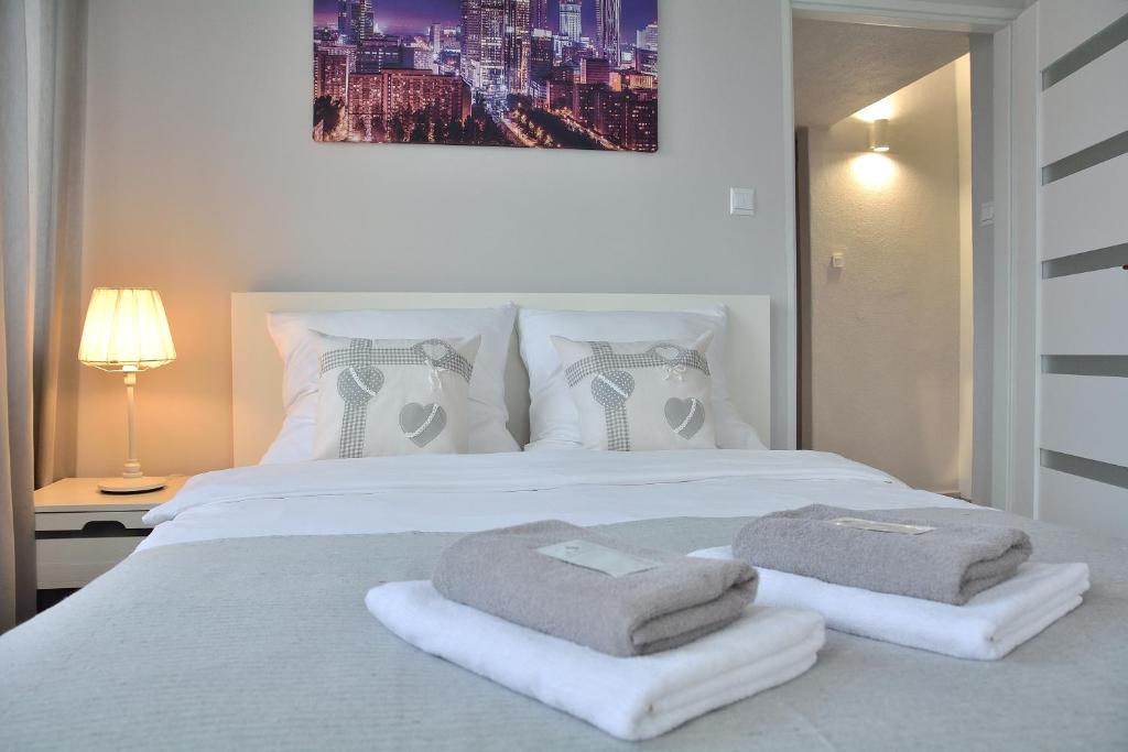 Sleep4you Apartamenty Centrum - Studio Apartment With Balcony And City View - Zgoda 13 12th Floor