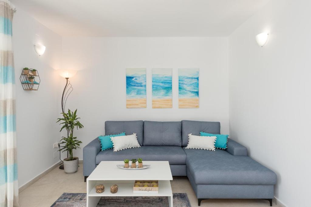 Część wypoczynkowa w obiekcie Waves Apartments Melody Glyfada