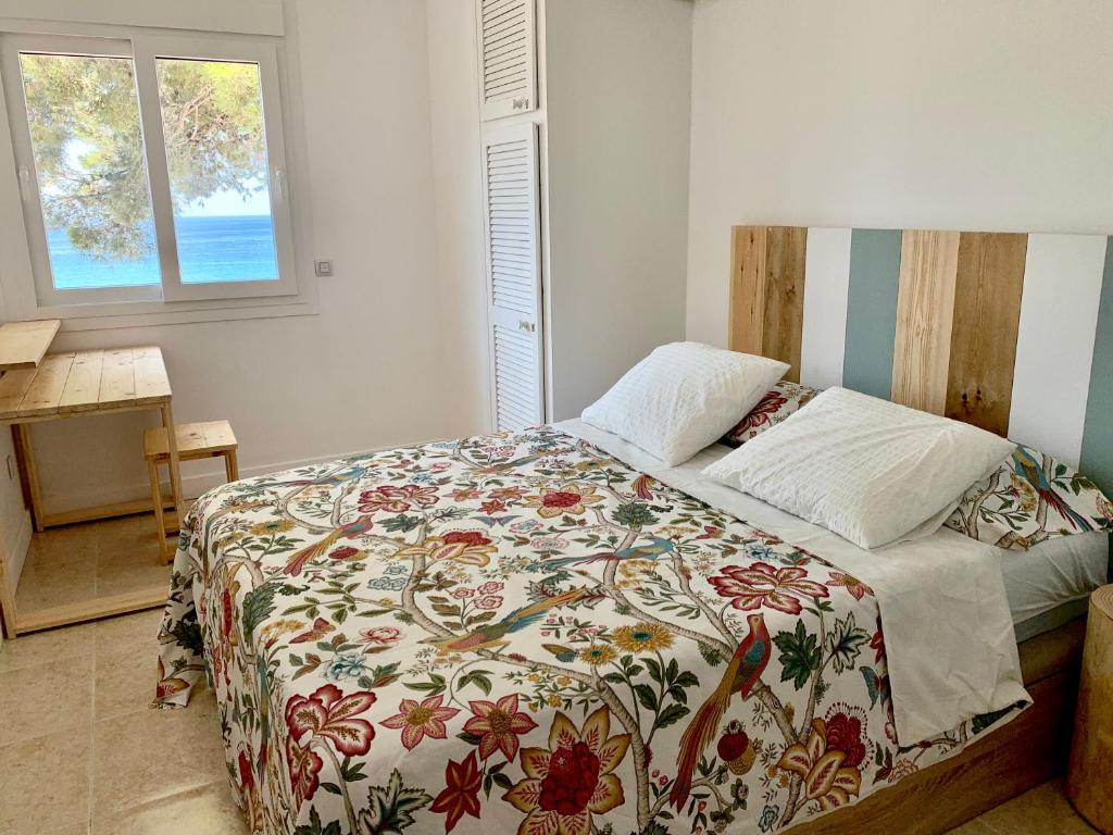 Postel nebo postele na pokoji v ubytování Apartamento con terraza y vistas al mar - Tree House Salou