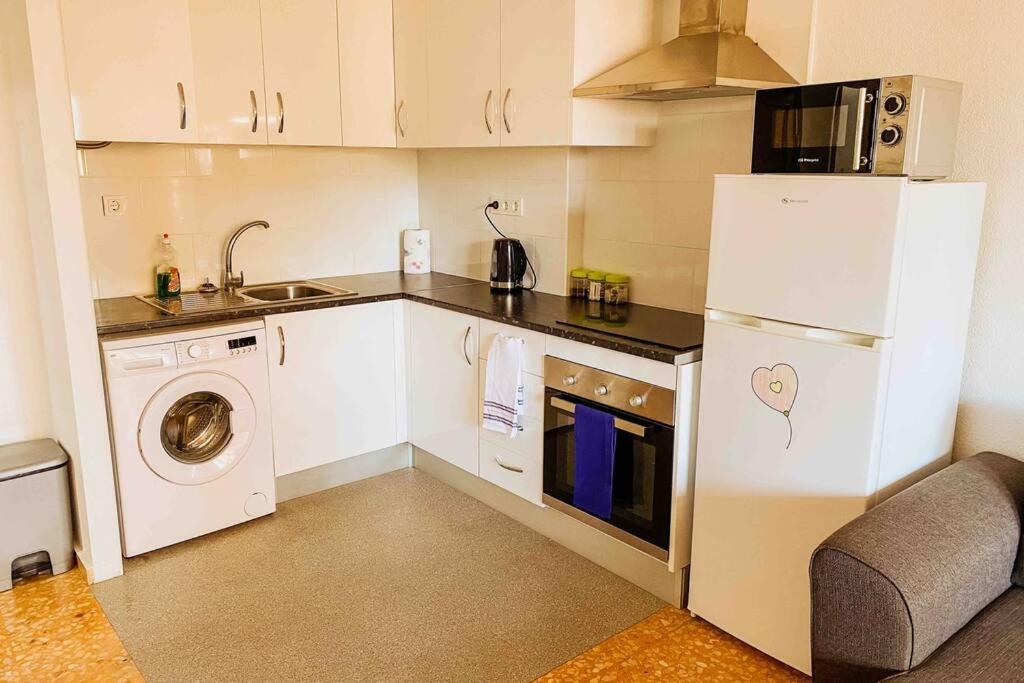 Kuchyňa alebo kuchynka v ubytovaní Mariscal Apartment