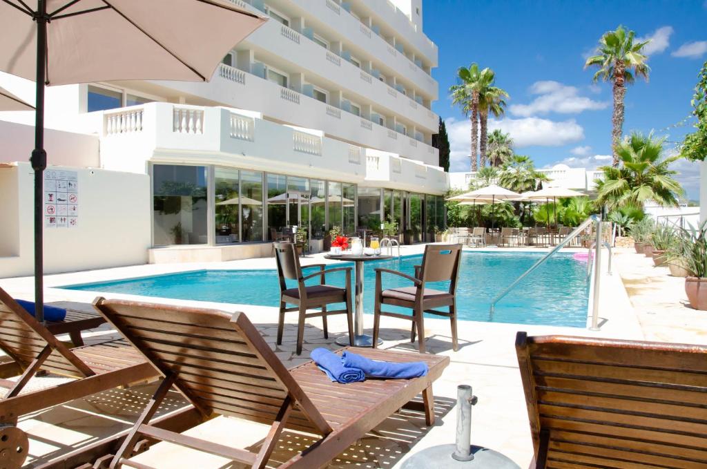 Piscina en o cerca de Paraiso Beach by LLUM - Adults Only