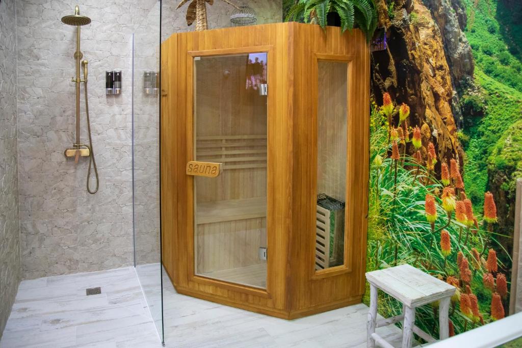 Apartamento Estrella Sauna Spa Jacuzzi - imagen 2