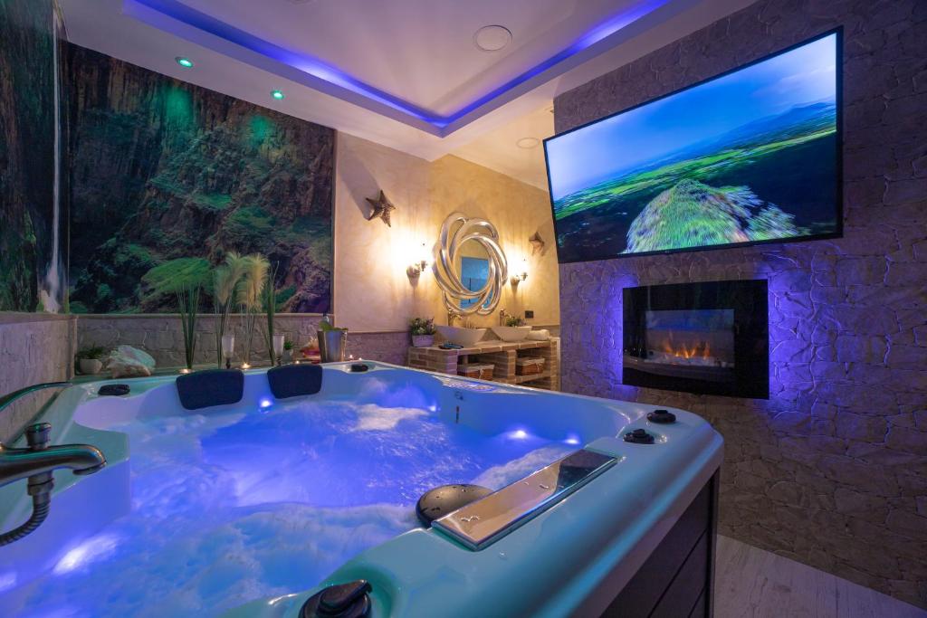 APARTAMENTO ESTRELLA SAUNA SPa JACUZZI, Alhama de Aragón ...
