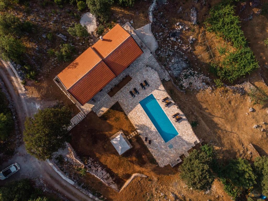 GRANDFATHER'S Secret - Villa With Private Pool