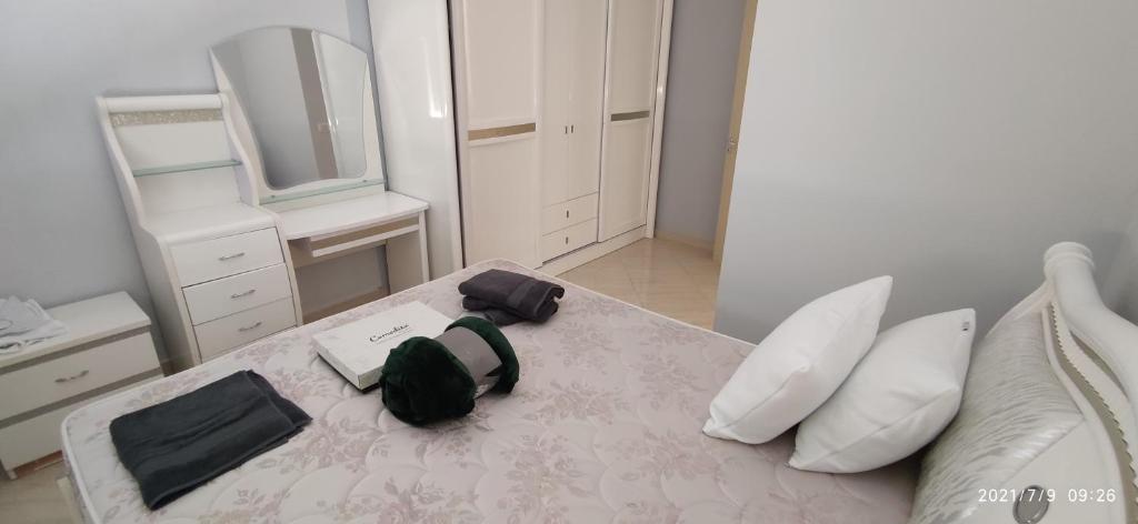 Wonderful Sea View Apartment Qerret - Image 7