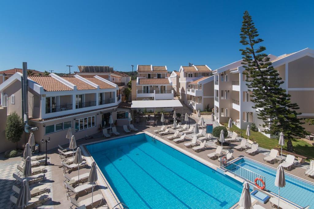 Bazén v ubytování Maistrali Hotel Zante nebo v jeho okolí