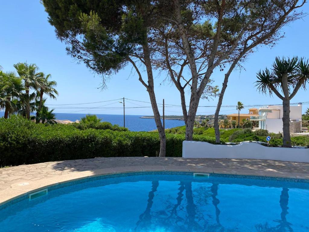 Bazén v ubytování Gigantische Villa mit Meerblick, Panoramablick & Pool-Oase nebo v jeho okolí
