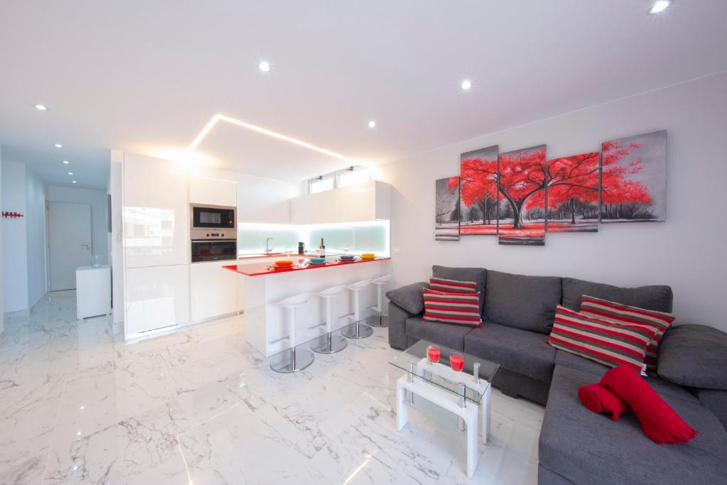 Kuchnia lub aneks kuchenny w obiekcie MEDANO4YOU The Austrian Holiday Home