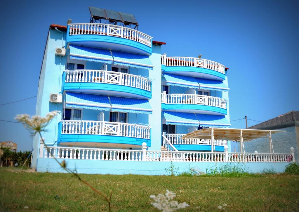 Budynek, w którym mieści się hotel