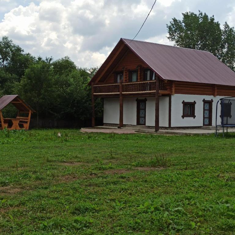 Zahrada ubytování Шепіт річки