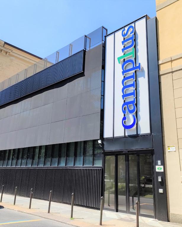 Budova, v ktorej sa študentské ubytovanie nachádza