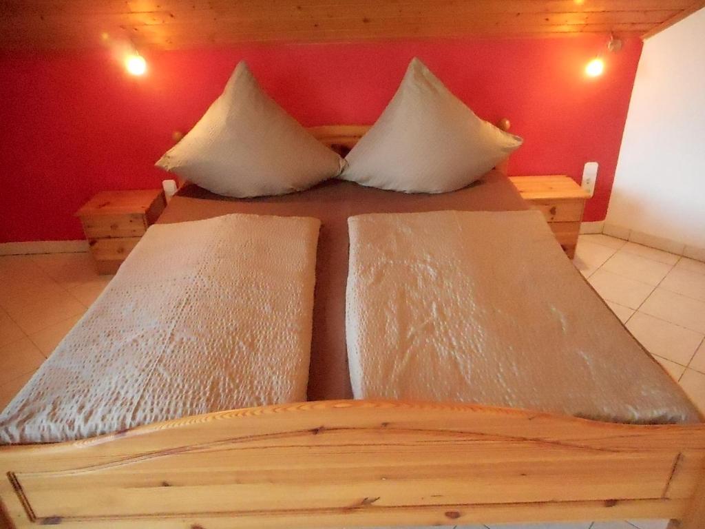 Postel nebo postele na pokoji v ubytování Gästehaus Kathi