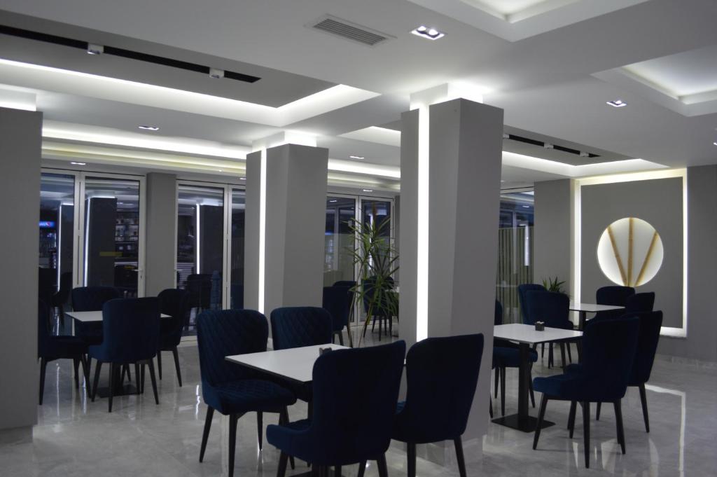 Restaurace v ubytování PRINCIPE DEL LAGO