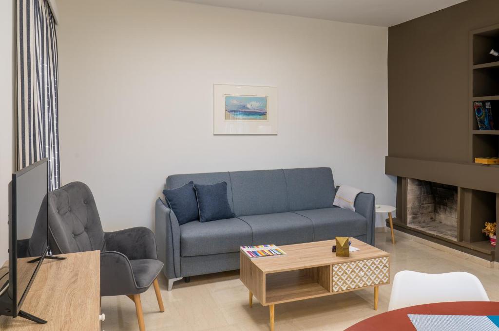 Posezení v ubytování CHROMA Lodge Rafina