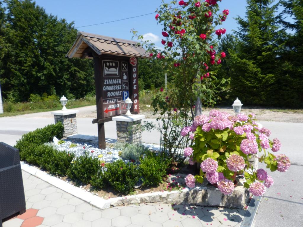 Vonkajšia záhrada v ubytovaní House Pox
