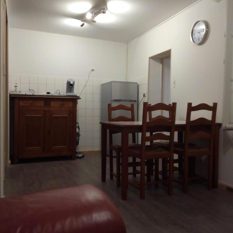 marie-Emma wifi gratuite - Twee Slaapkamers Huis