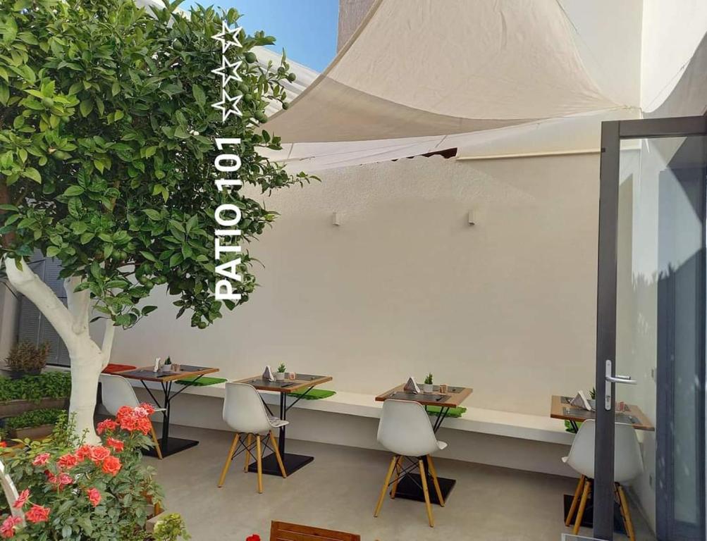 Patio 101 "Exclusive"