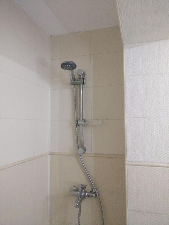 A bathroom at Treti Mart North