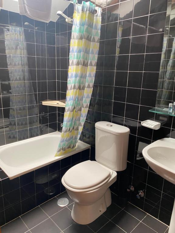 Les Vegues I, Sames – Updated 2022 Prices