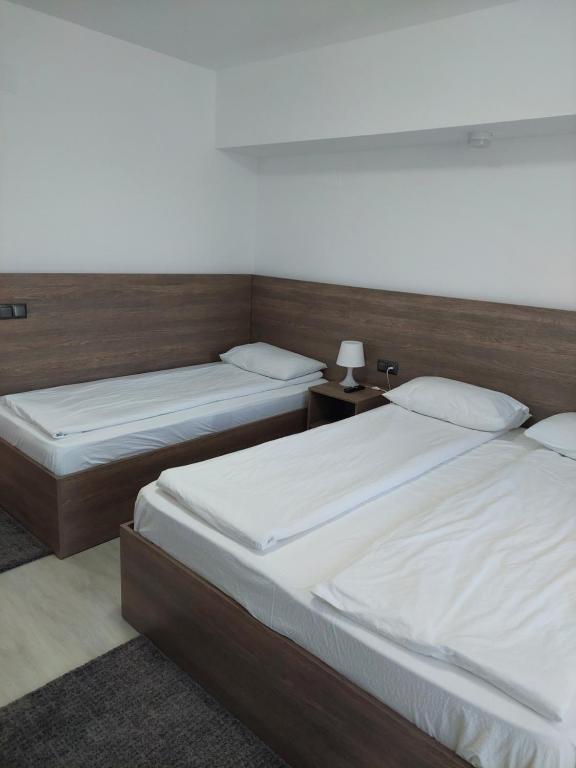 Hotel Breaza - Dreifachzimmer Mit Balkon