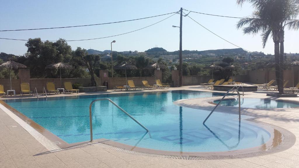 The swimming pool at or close to Summer Days